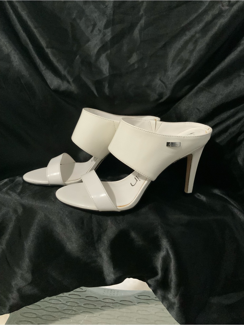 White High Heel Slide Sandals - Unbranded